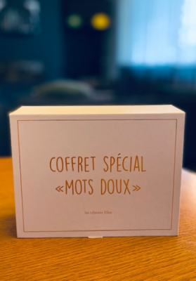 coffret de 6 bougies "Mots doux » marque les vilaines filles