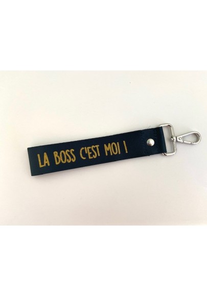 Porte-clés La boss c'est moi ! marque les vilaines filles